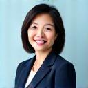 鈴木優子氏のプロフェッショナルなポートレート